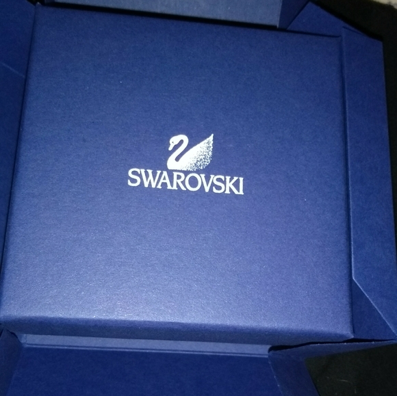 Swarovski crystal violet crystal butterfly w box COA - Picture 3 of 6